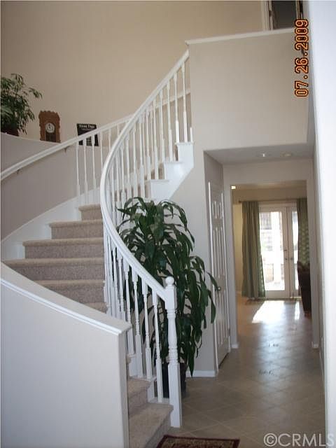 2nd image of 3880 Howe St