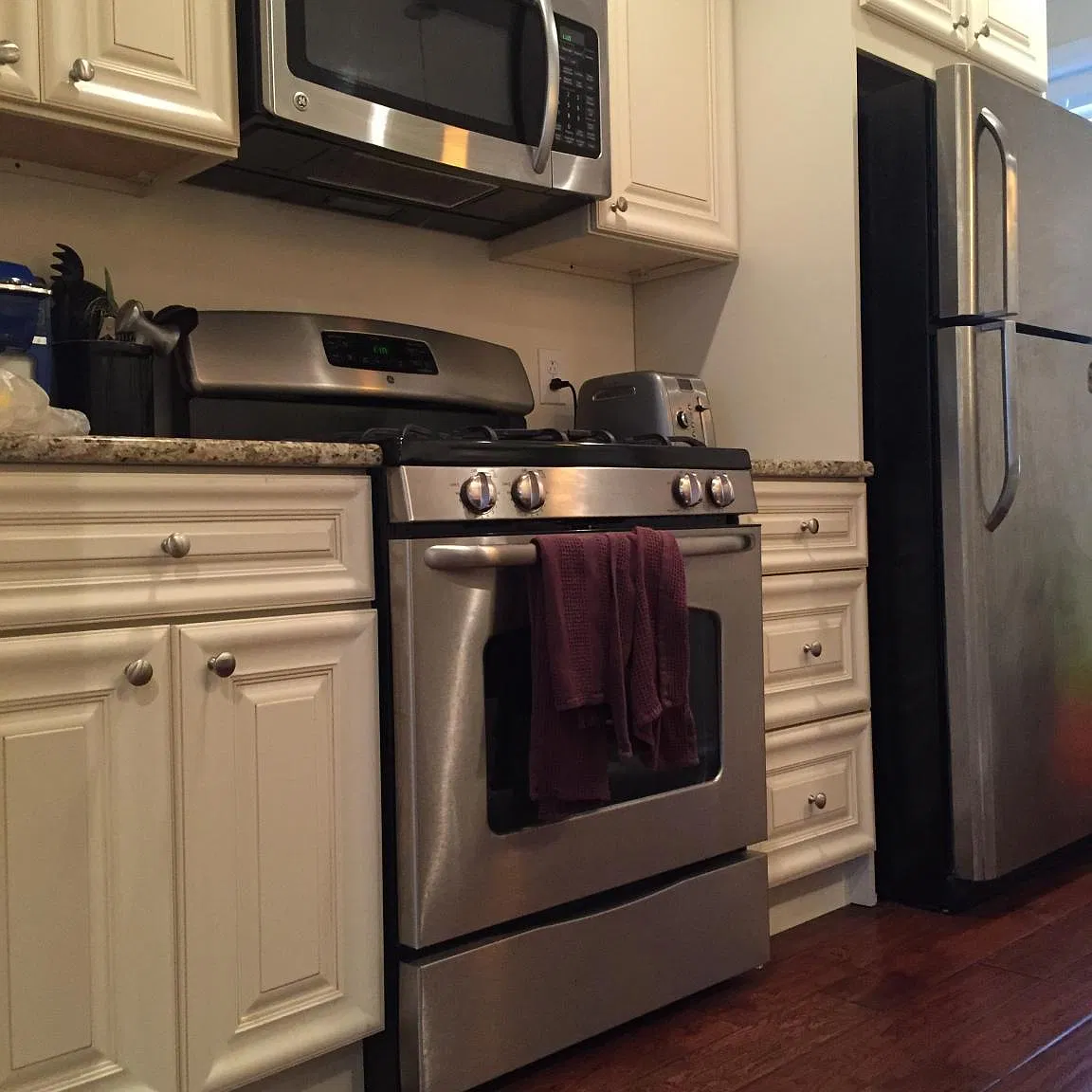 2 bed, 1.5 bath, $2,125 — Photo 2