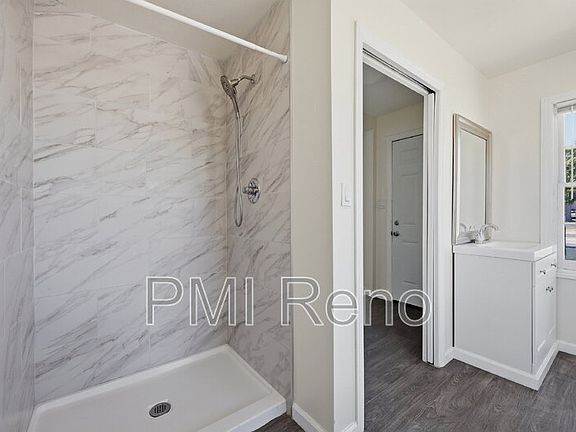2nd image of 1515 N Carson St Unit 1A