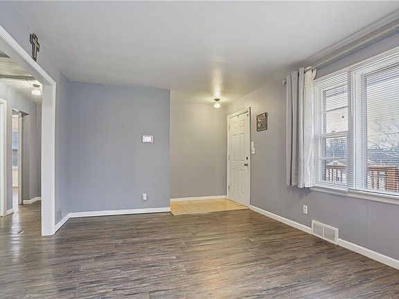 5th image of 4011 N Bellefontaine Ave
