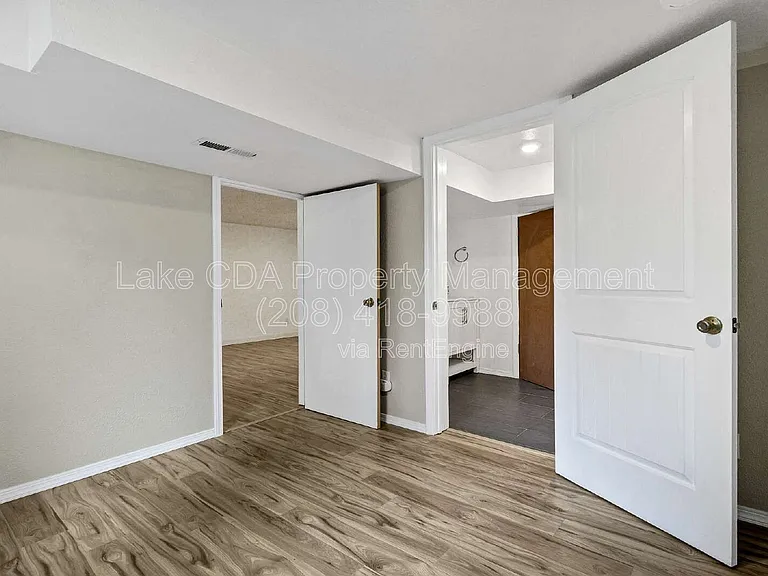 506 S 15th St — Photo 20