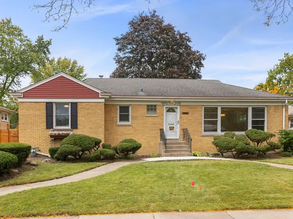 8950 Ewing Ave, Evanston, IL 60203