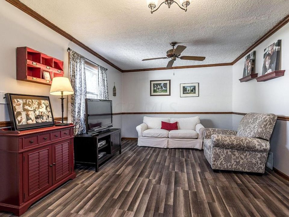1st image of 4020 E Virginia Cres