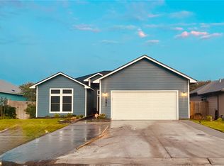 1986 Admiral Ln, Aransas Pass, TX 78336