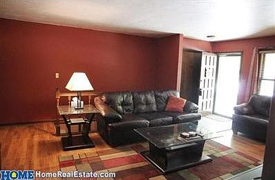 5th image of 5830 La Salle St