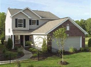 8038 Loveridge Dr, Indianapolis, IN