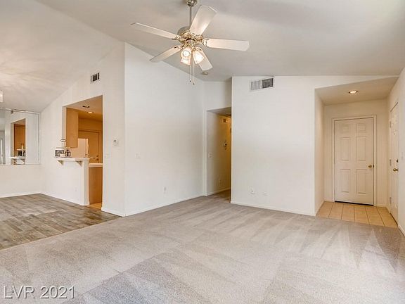 5th image of 5425 Geneive Ln Unit 106