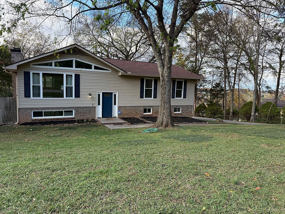 1st image of 2809 W Hills Dr