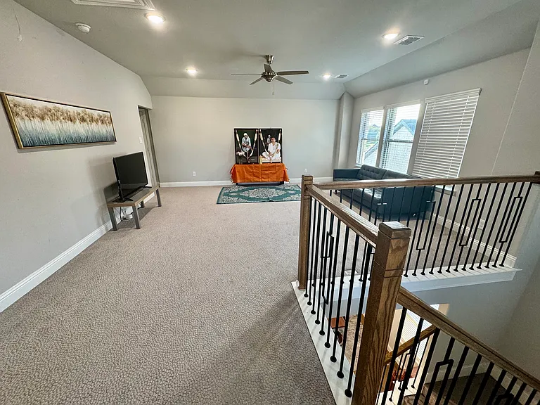6443 Culverdale Ln — Photo 30