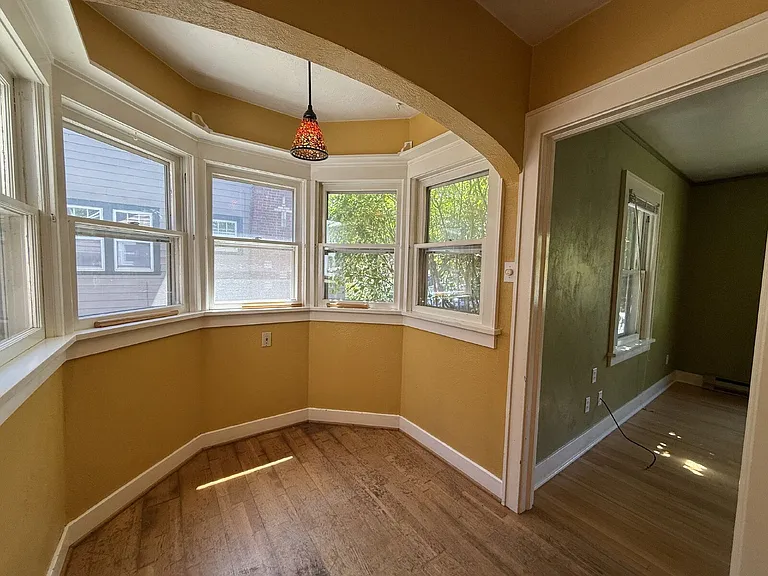 1315 Washington St — Photo 9
