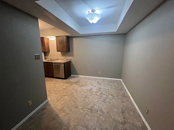 5th image of 2222 E 66th Pl Unit 1206