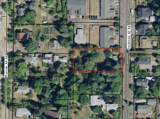 1946 Jackson St SE, Albany, OR 97322
