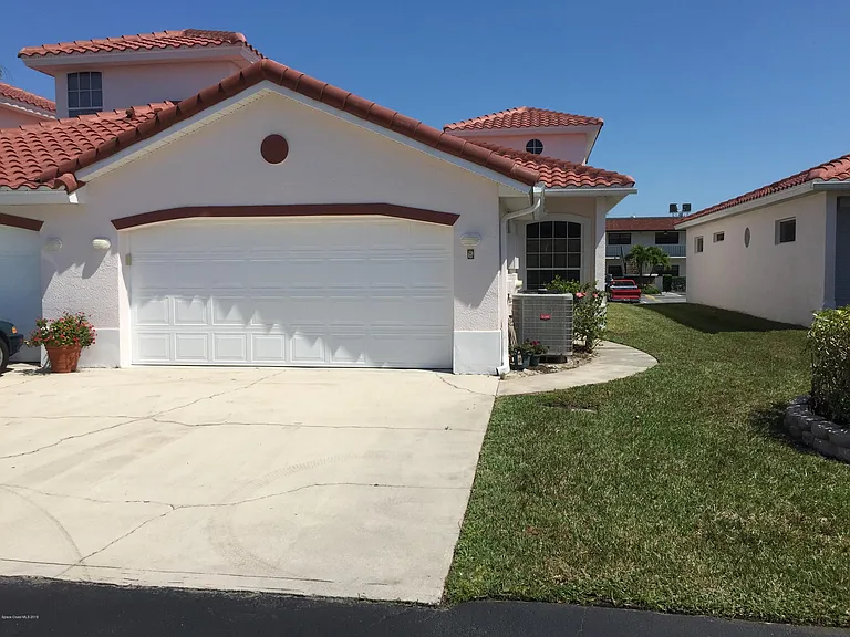 250 Saint Lucie Ln #8 — Photo 23