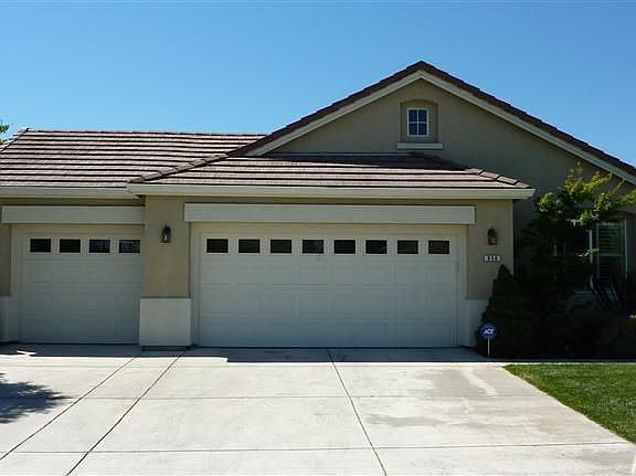 2nd image of 956 Heartland Dr
