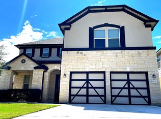 11120 Hill Top Bnd, Helotes, TX 78023