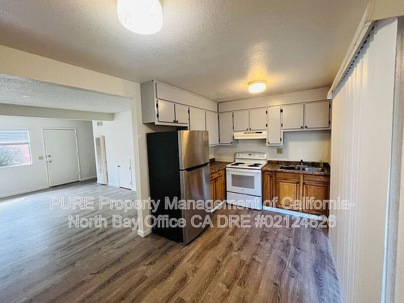 4th image of 370 El Rio Ct APT F