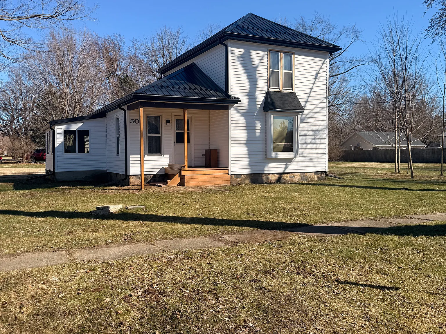 3 bed, 1272 sqft, $1,800 — Photo 4