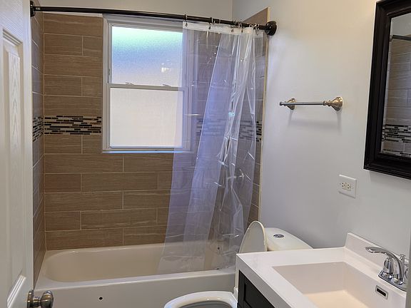 5th image of 8248 S Maryland Ave #2S