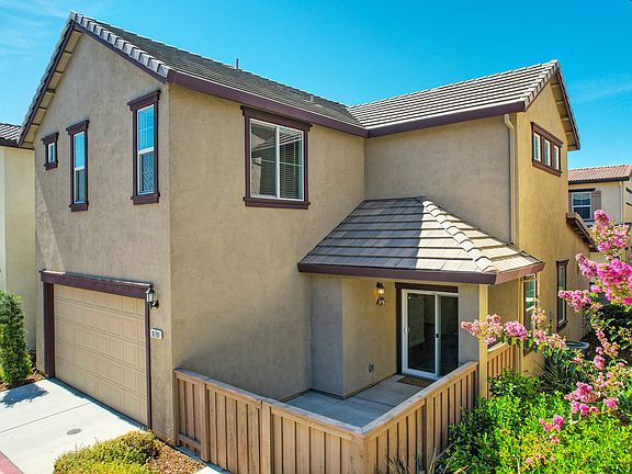 2nd image of 10789 Portico Cir