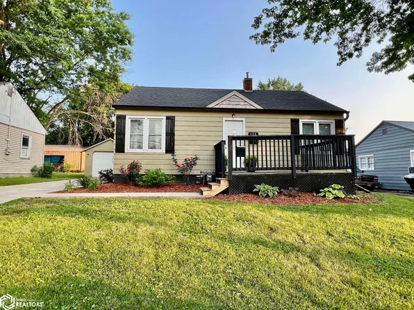 122 13th Ave E, Oskaloosa, IA 52577