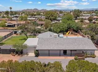 2244 E Paradise Ln, Phoenix, AZ 85022
