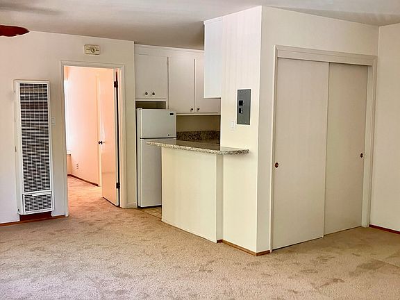 4th image of 1460 Bellevue Ave APT 2