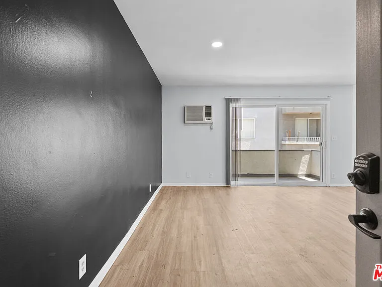 15286 Sutton St #108 — Photo 4
