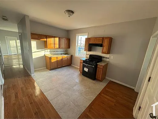 737 S 14th St #1 — Photo 1