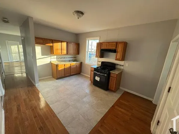 737 S 14th St, Newark, NJ