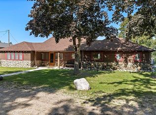 5712 W Us Highway 23, Cheboygan, MI 49721