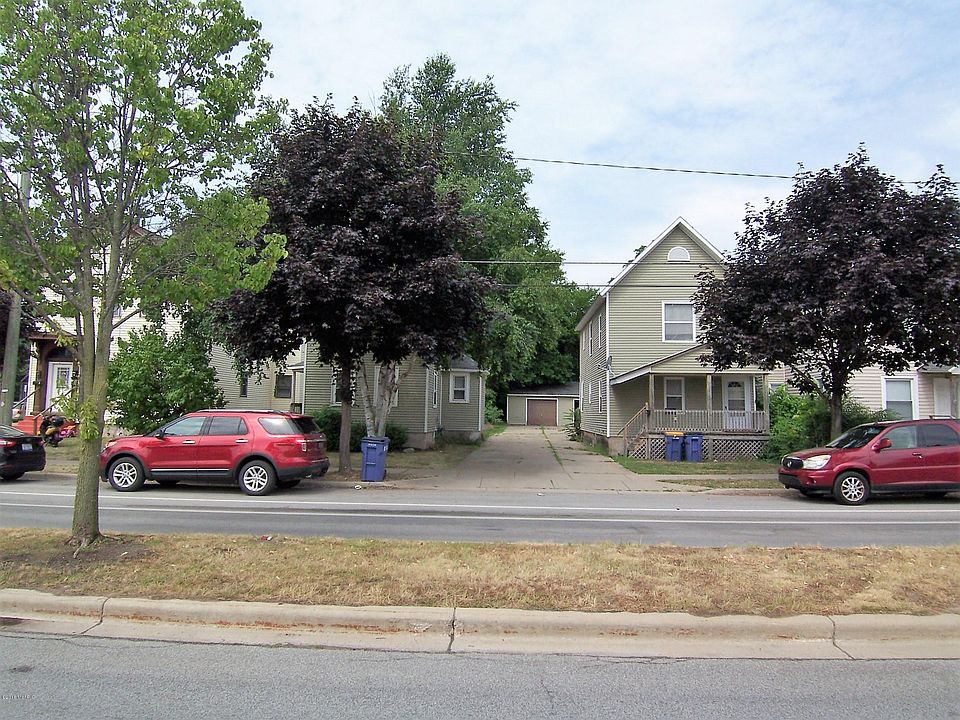 Building Photo 3