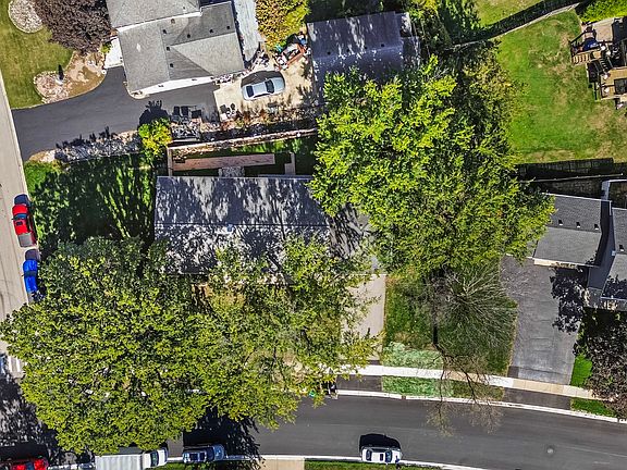 5th image of 7671 Walnut Ave