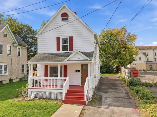 12 Roberts St, Johnson City, NY 13790