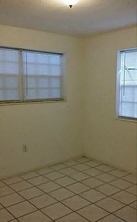 5th image of 1500 NE 155th Ter