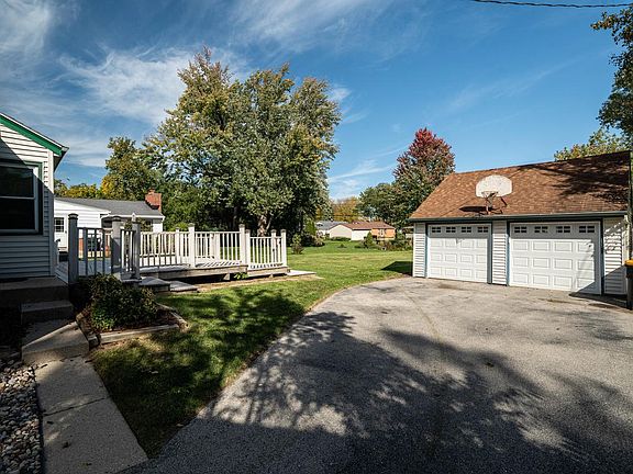 4th image of 4550 N 103rd STREET
