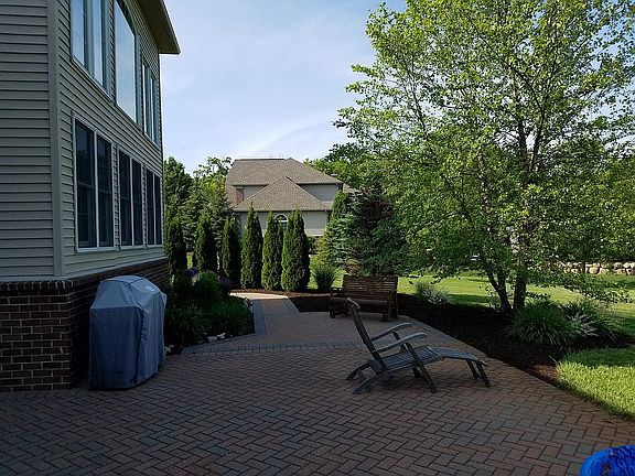 5th image of 1794 Bristol Dr