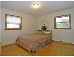 4th image of 225 Highland Dr
