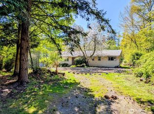 511 S Beach Road, Point Roberts, WA 98281