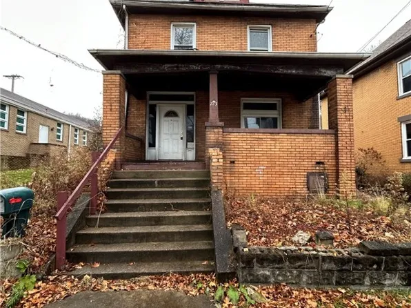 713 Penn Ave, Midland, PA 15059