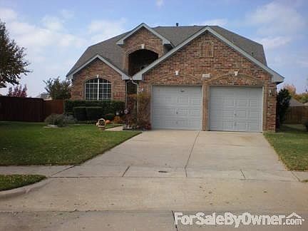 1st image of 2933 Pioneer Park Dr