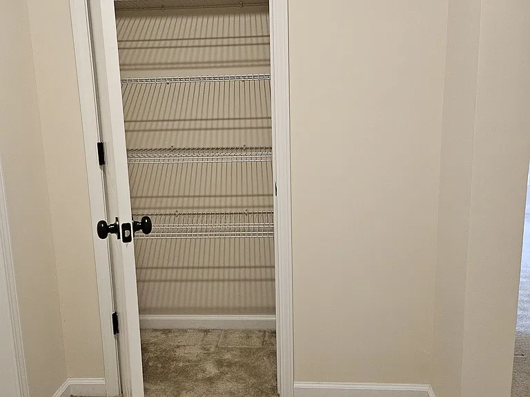 1140 Premier Key Dr — Photo 27