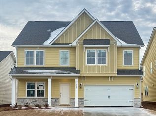 555 Hydrangea St, Seneca, SC 29678