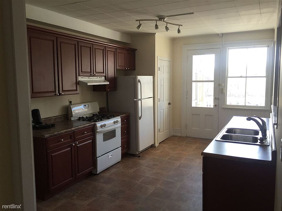 Apt#12 Pic#10