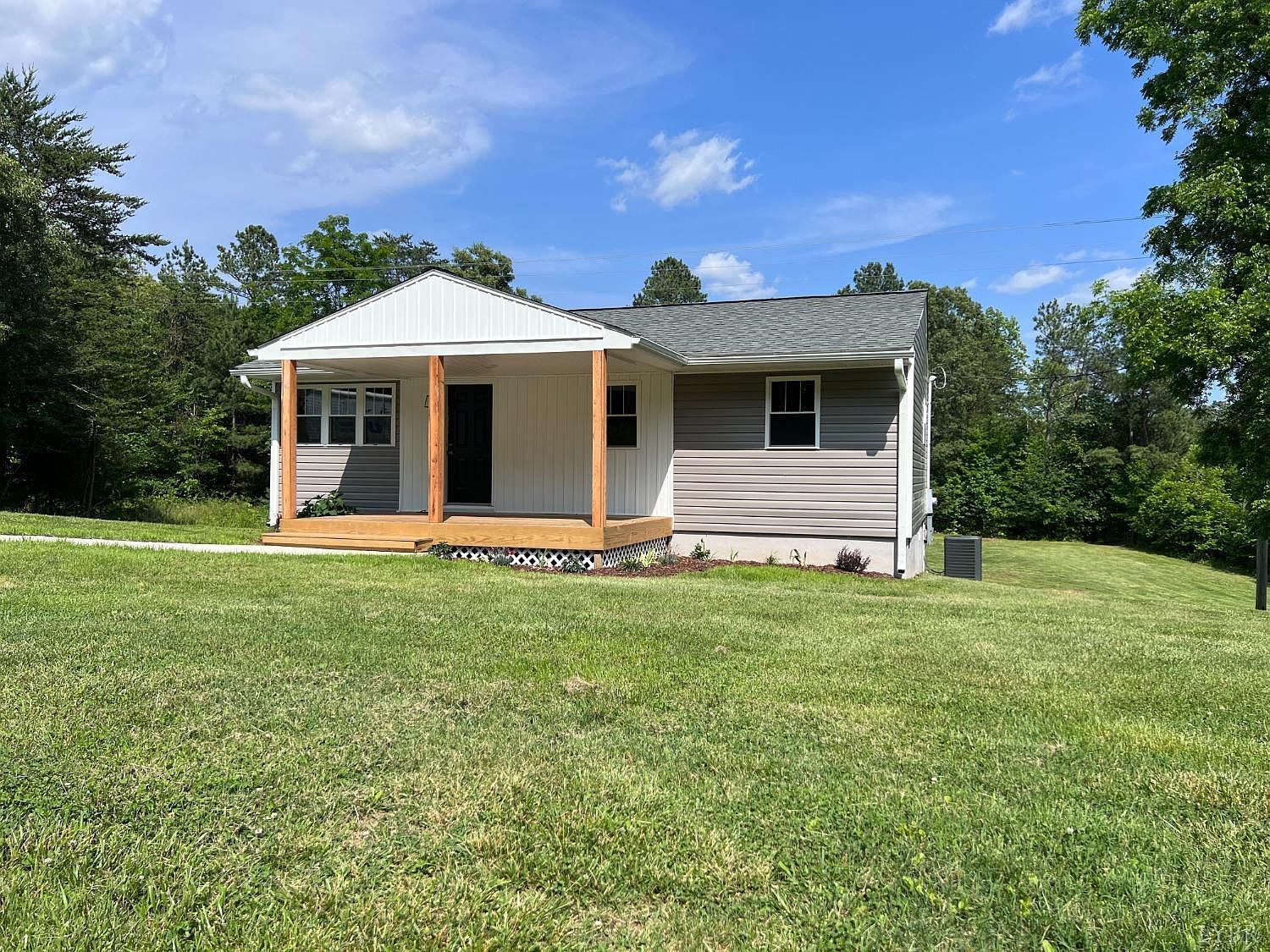 896 Old Grist Mill Rd, Appomattox, VA 24522 Zillow