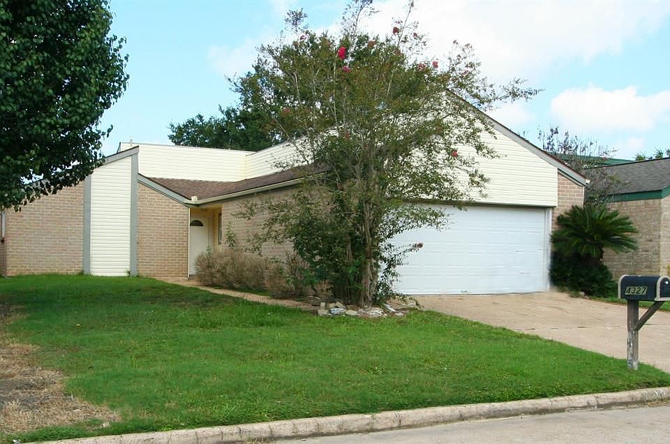 1st image of 4327 Hickory Grove Dr