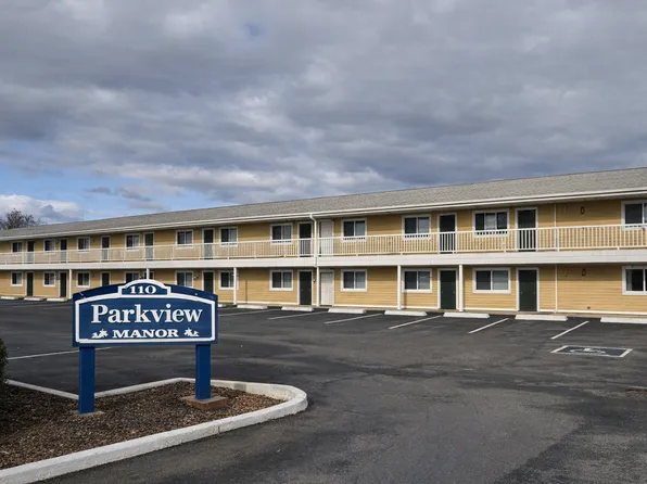 Parkview Manor