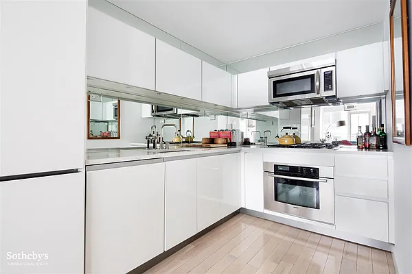 Rented by Sotheby's International Realty | media 20