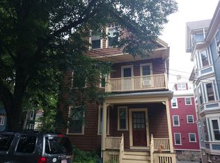 39 Perry St, Brookline, MA 02445