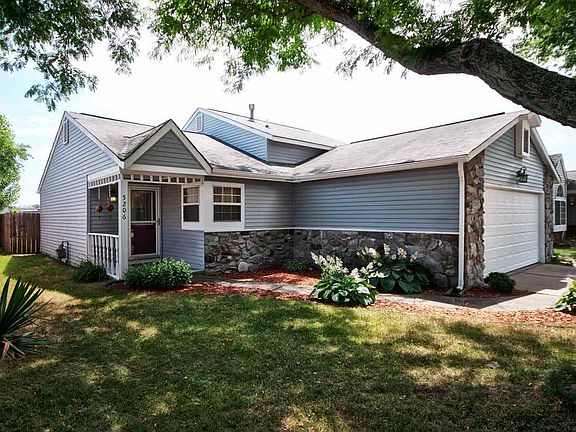 2nd image of 5206 Jenny Ln