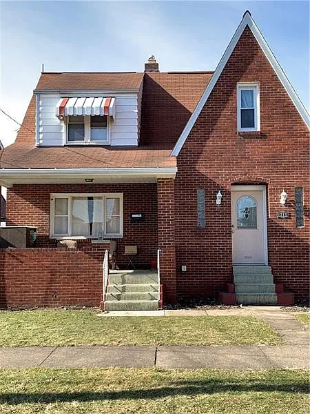 1215 Liberty Ave photo 1